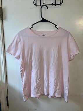 LIKE NEW Croft & Barrow Light Pink Short Sleeve Crewneck Tee (XL) 🩷